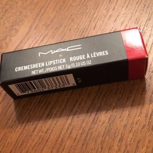 MAC Cremesheen Lipstick 💄 in 233 Sweet Sakura